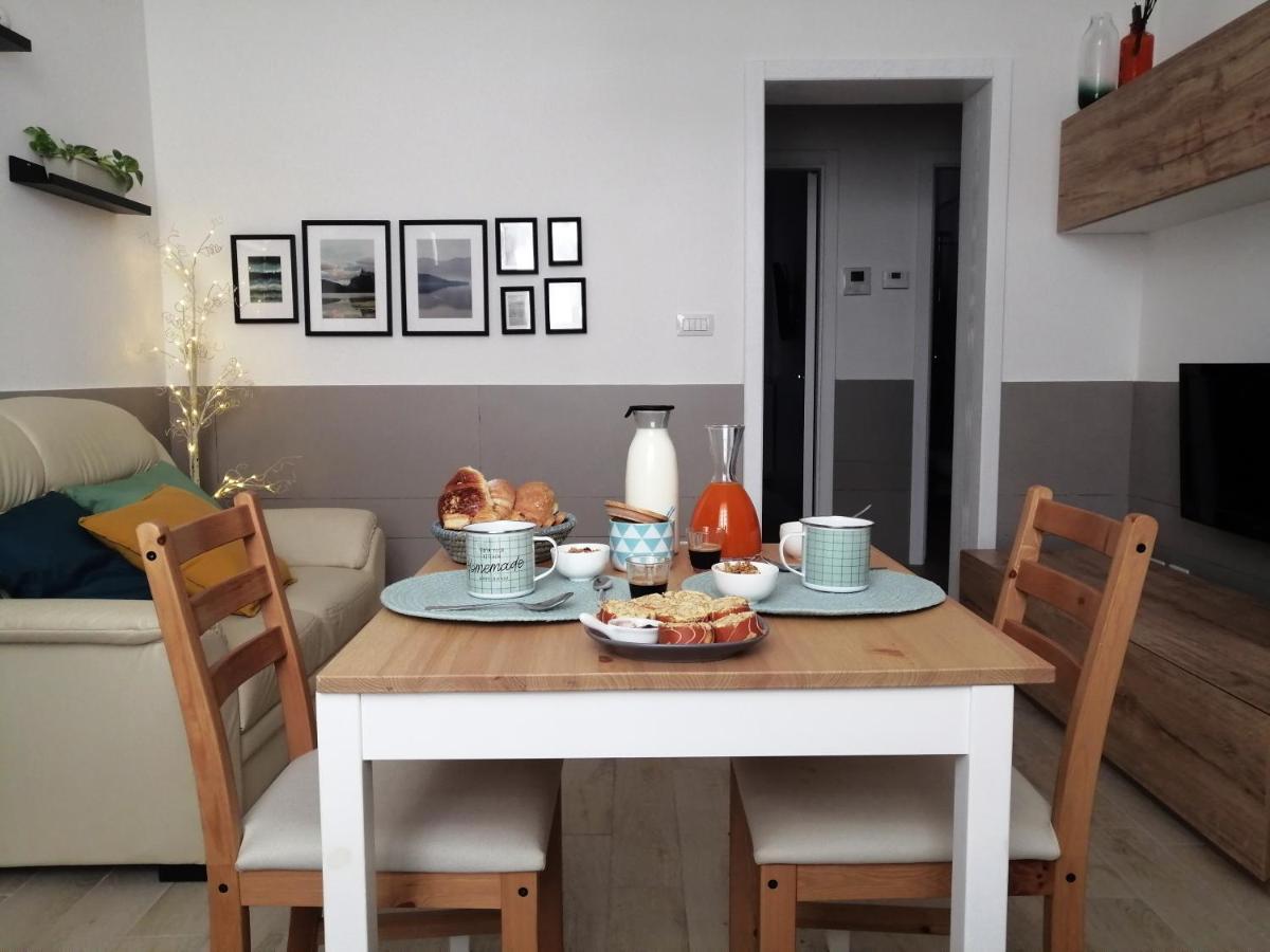 Appartamento La Casa Blu Bari Esterno foto